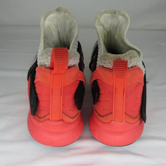 Nike LeBron SOLDIER  Basketball Shoes Men\'s 10.5 AO4054-102 main image 7